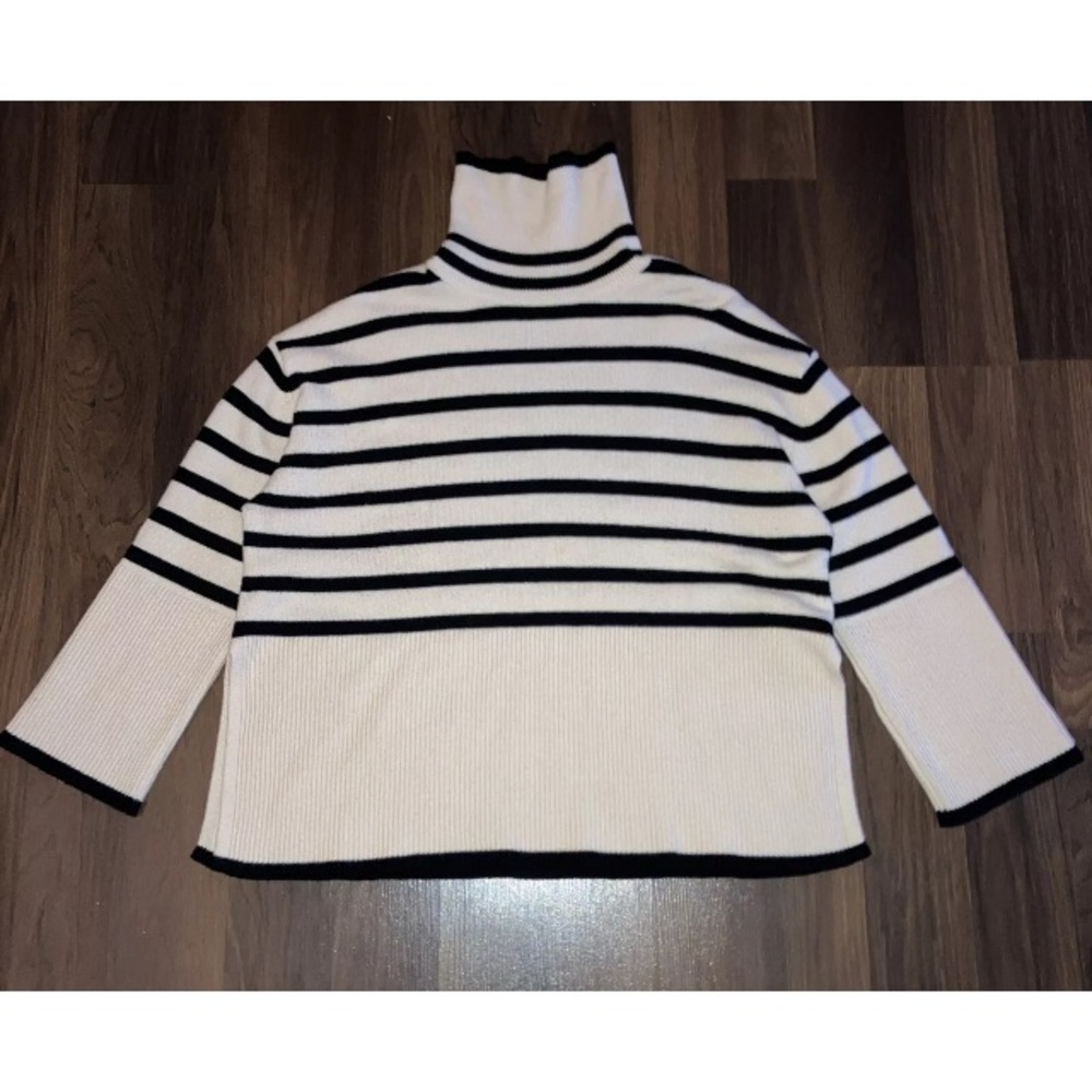 LILLUSORY Striped Boxy Tunic Top Turtleneck Oversized Sweater Crm/Black S M or L - Picture 2 of 10